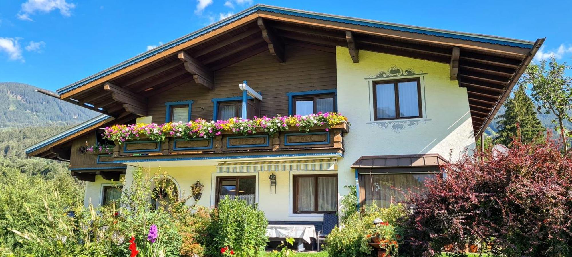 Gaestehaus Scharler Neukirchen am Großvenediger Eksteriør billede